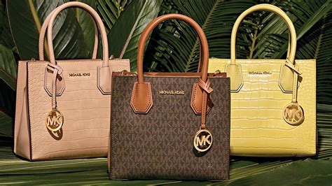 michael kors portmornai|Michael Kors online store.